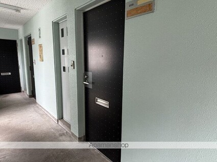 リバーハイツ豊岡[1K/24.64m2]のエントランス