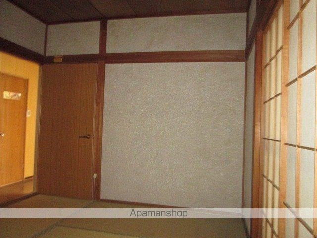 和歌山線 岩出駅 徒歩36分 2階建 築52年の内装写真