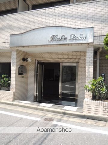 日神パレス竹の塚の玄関写真