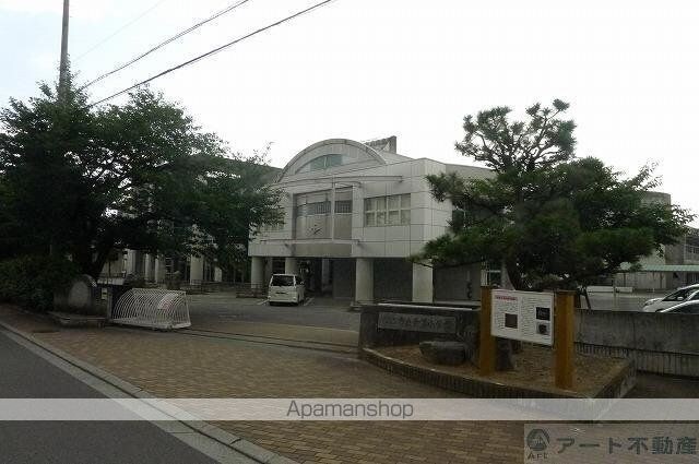 愛媛県松山市柳井町１丁目[1K/28.29m2]の周辺6