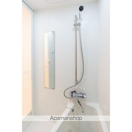 コンフォリア・リヴ新中野ＳＯＵＴＨ[1LDK/28.88m2]のバス