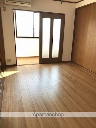 フーテール[2LDK/61.2m2]のリビング・居間2