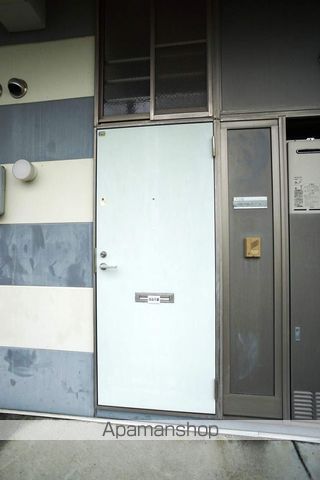 袋井市 2階建 築29年の玄関写真