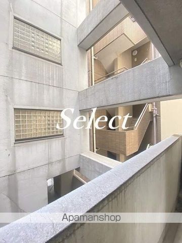 IWASAKI BLDGの内装写真