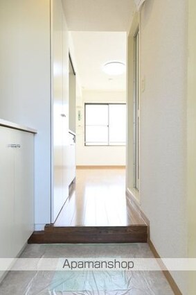 アムロゼッタ西荻窪[1R/14.04m2]の玄関