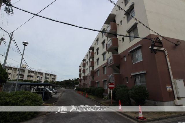 ビレッジハウス栗面1号棟の外観写真