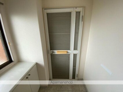 アルファガーデン番町[3LDK/75.48m2]の玄関