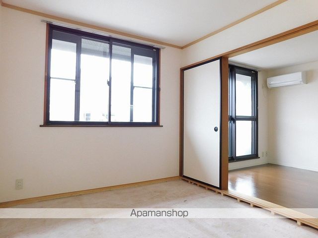 メープル白州 A棟の内装写真