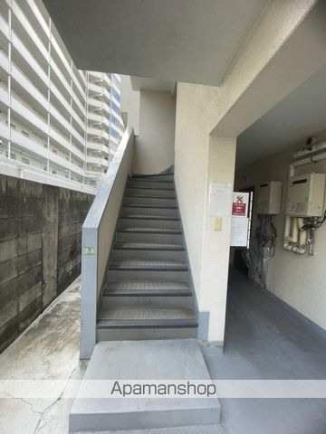 シャトー西白島の玄関写真