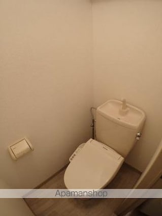 コンフォートベルＡ棟[1K/26.5m2]のトイレ