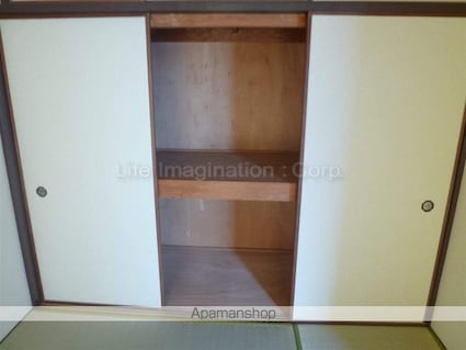 サンシャイン石山[2LDK/60m2]の収納