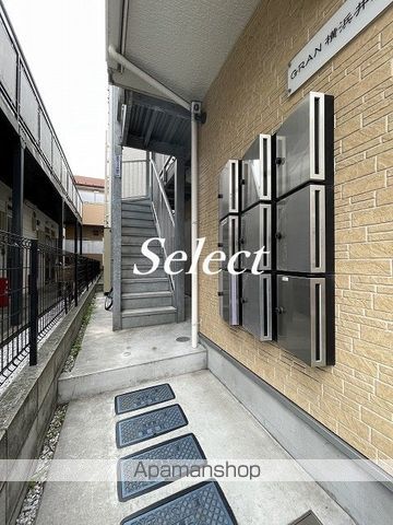 グラン横浜井土ヶ谷の玄関写真