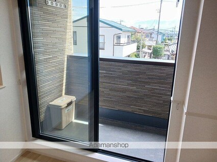ヒカルサ甲府国母　イースト[1LDK/43.9m2]のバルコニー