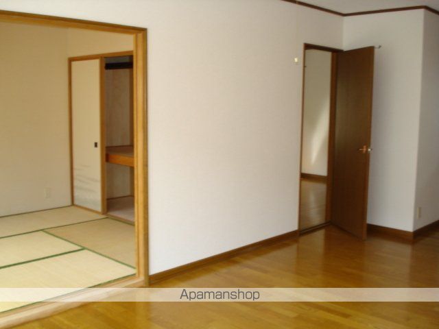 ファミーリエFの内装写真