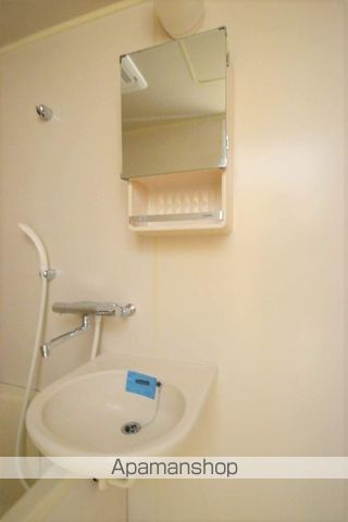 ミッションデルタの内装写真