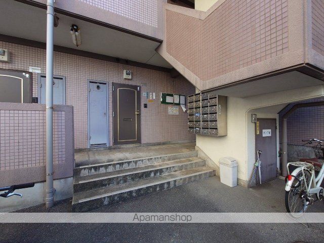 シティハイム愛宕の玄関写真
