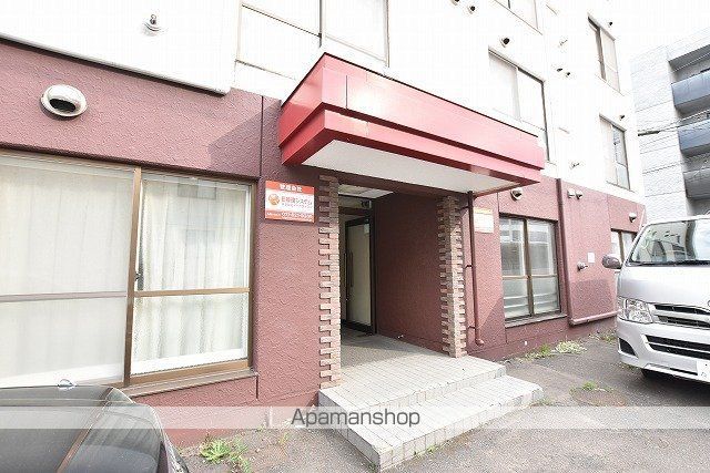 シャトレ麻生の玄関写真