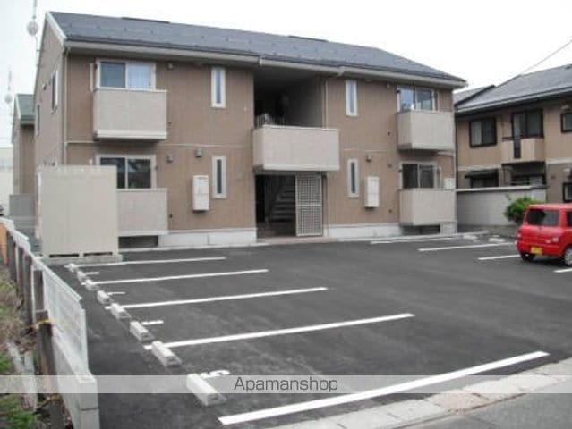 グランシャリオ大川町の外観写真