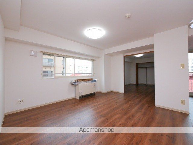 PEACE AVENUE SHIRASAKIの内装写真