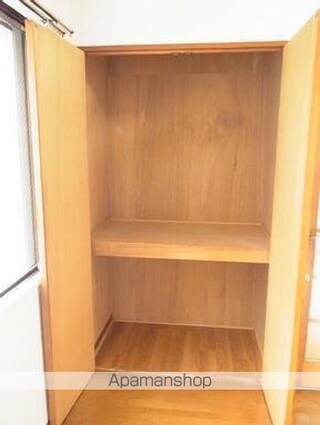 広島県広島市南区出汐１丁目[1DK/27m2]の収納