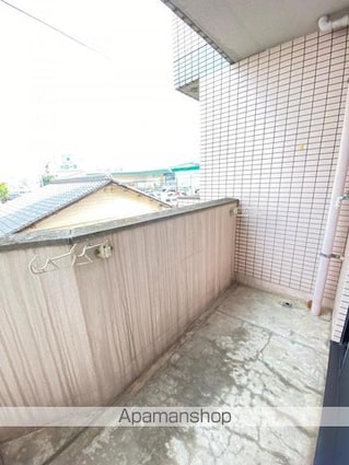 メゾン・ド・栗林公園[1R/18m2]のバルコニー