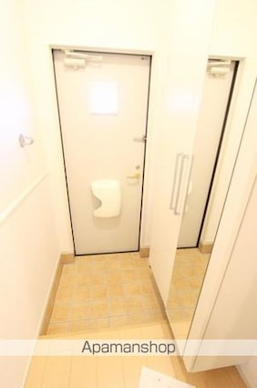 プラタナス[2LDK/59.34m2]の玄関