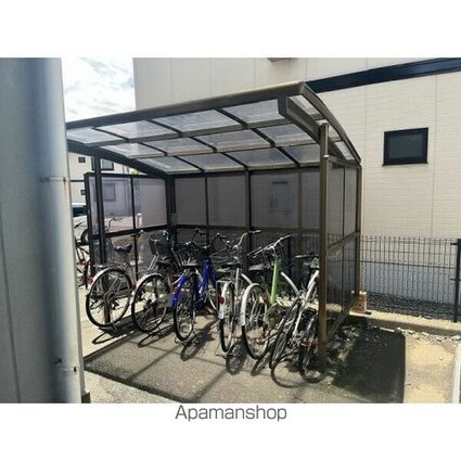 Ｌｉｍｐｉａ　Ｏｒｉｌｌａ野口[3DK/58.32m2]の共用部1