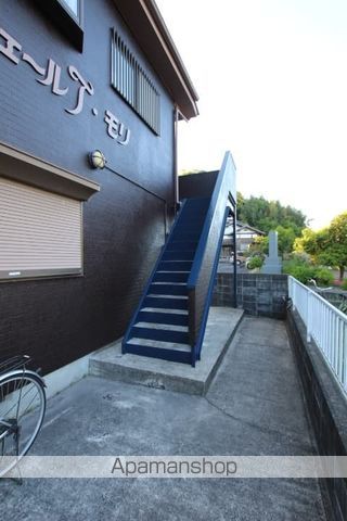 アフェールJ森の玄関写真