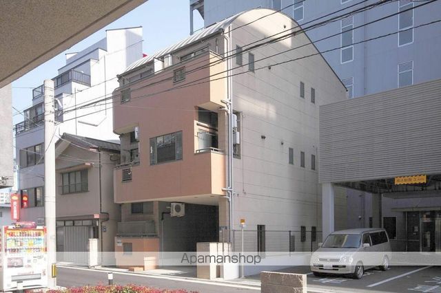 オーベクス博多駅前の玄関写真