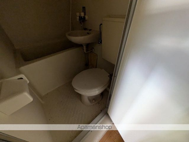 ワイアンドワイ宝町ビルの内装写真
