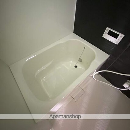 ＯＮ　ＴＨＥ　ＲＯＡＤ[1LDK/40.2m2]のバス