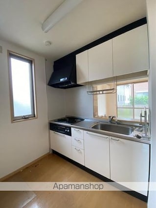ロイヤルフェルティＦ・Ｇ棟[3LDK/64.1m2]のキッチン