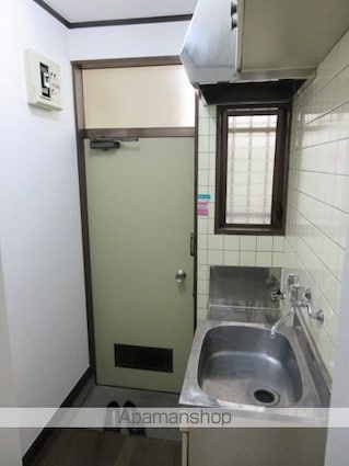 Ｌ中野[1K/14.96m2]の玄関