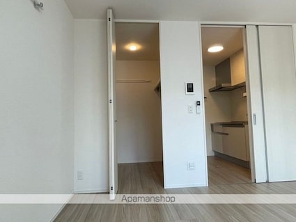 ルノン　Ａ棟[1K/30.03m2]の収納