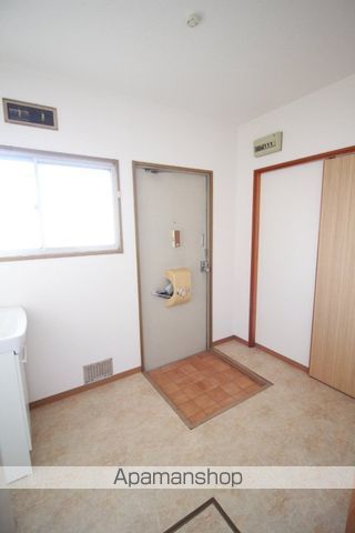 カプセルマンションさかいの内装写真