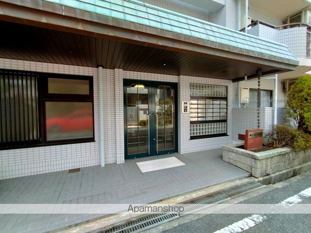 ステラハウス43の玄関写真