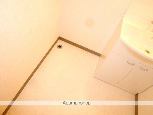 マリオンコート元町IIの内装写真
