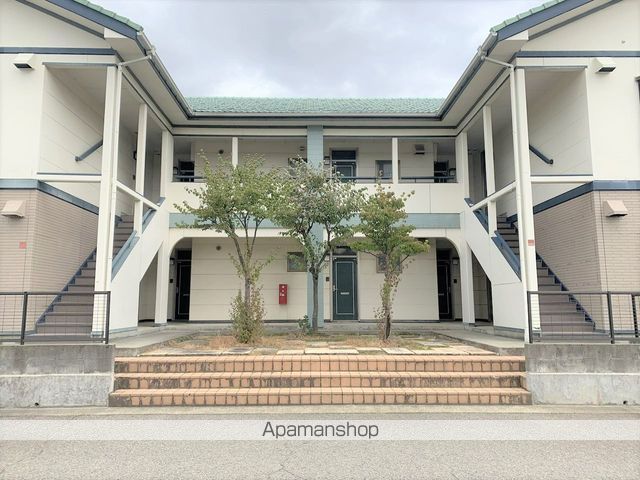apartment 山形県鶴岡市大塚町29-10
地図を見る