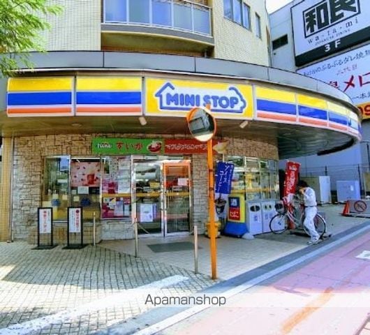 ラティエラ大鳥居の周辺写真