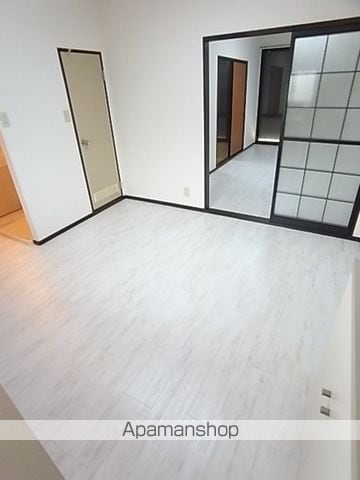 ジュネス一番館の内装写真