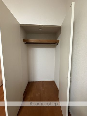 KOMATSUPALAZZOKYUGENZOCHOの内装写真