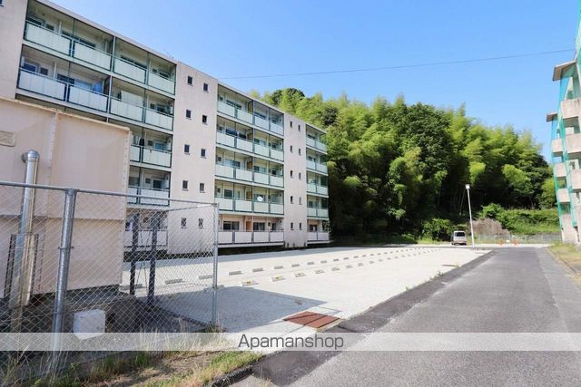 ビレッジハウス埴生2号棟の外観写真