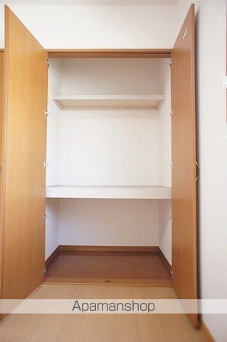 コンフォート岡小名Aの内装写真