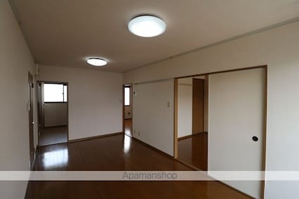 ボンビラス・ＨＯＳＯＮＯ　Ａ[3K/55.17m2]のリビング・居間