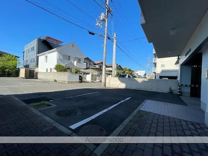 香川県高松市新北町[3LDK/109.9m2]の駐車場