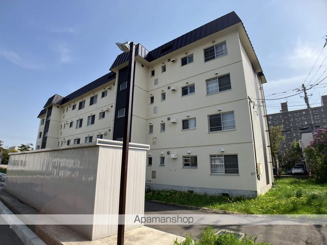 テレパレス北郷白石駅前1号棟の外観写真