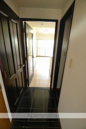 広島県広島市中区堺町２丁目[1R/29m2]の玄関