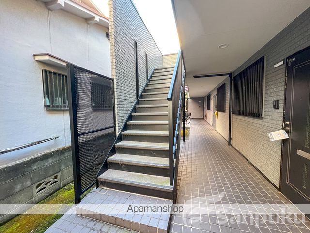 フォブールオオニシの玄関写真