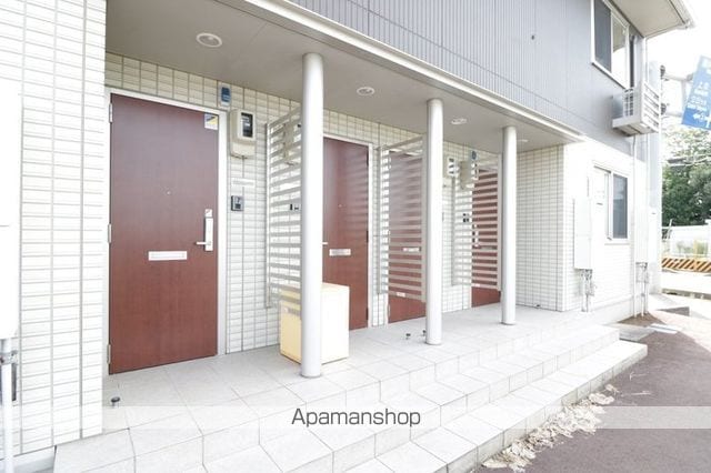 グレイス ナレッジの玄関写真