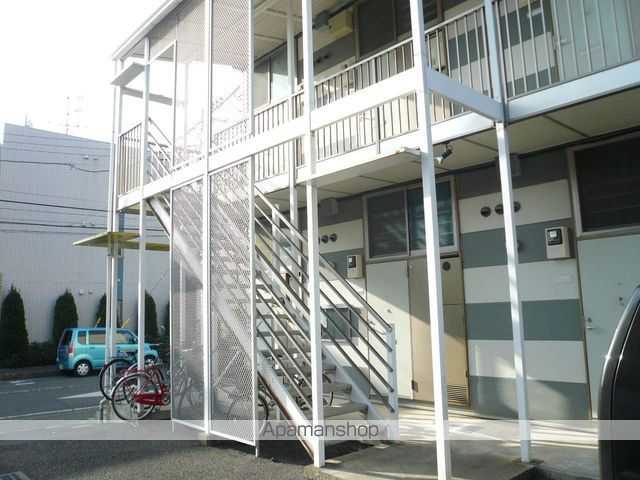 コンフォール淵野辺の玄関写真